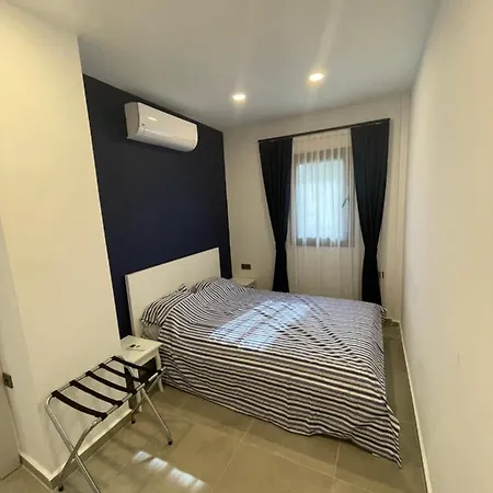 Bodrum - 5 Bedrooms With Heated Pool וילה *